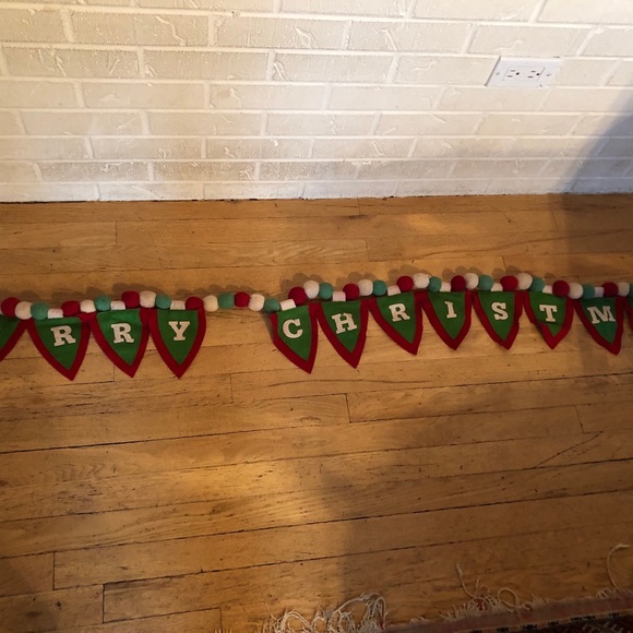 Merry Christmas fabric 72” red and green garland - Picture 2 of 4
